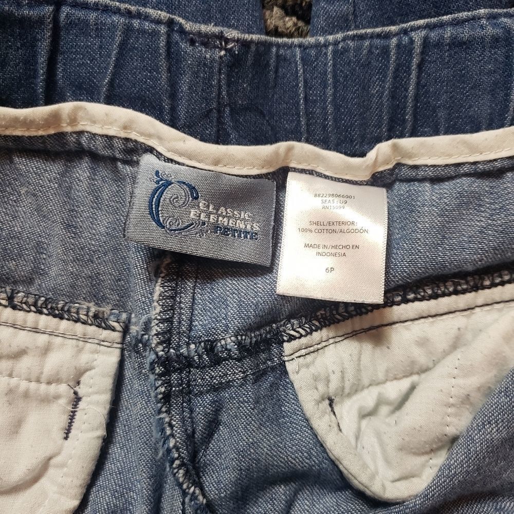 🌼Capri jeans - Picture 3 of 3